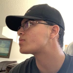 Meet your Posher, Andres felipe